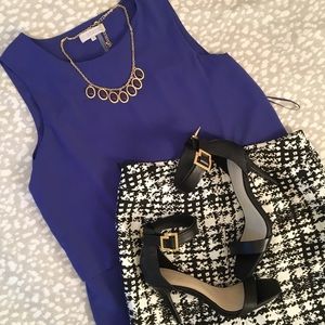 Black and white patterned Loft skirt